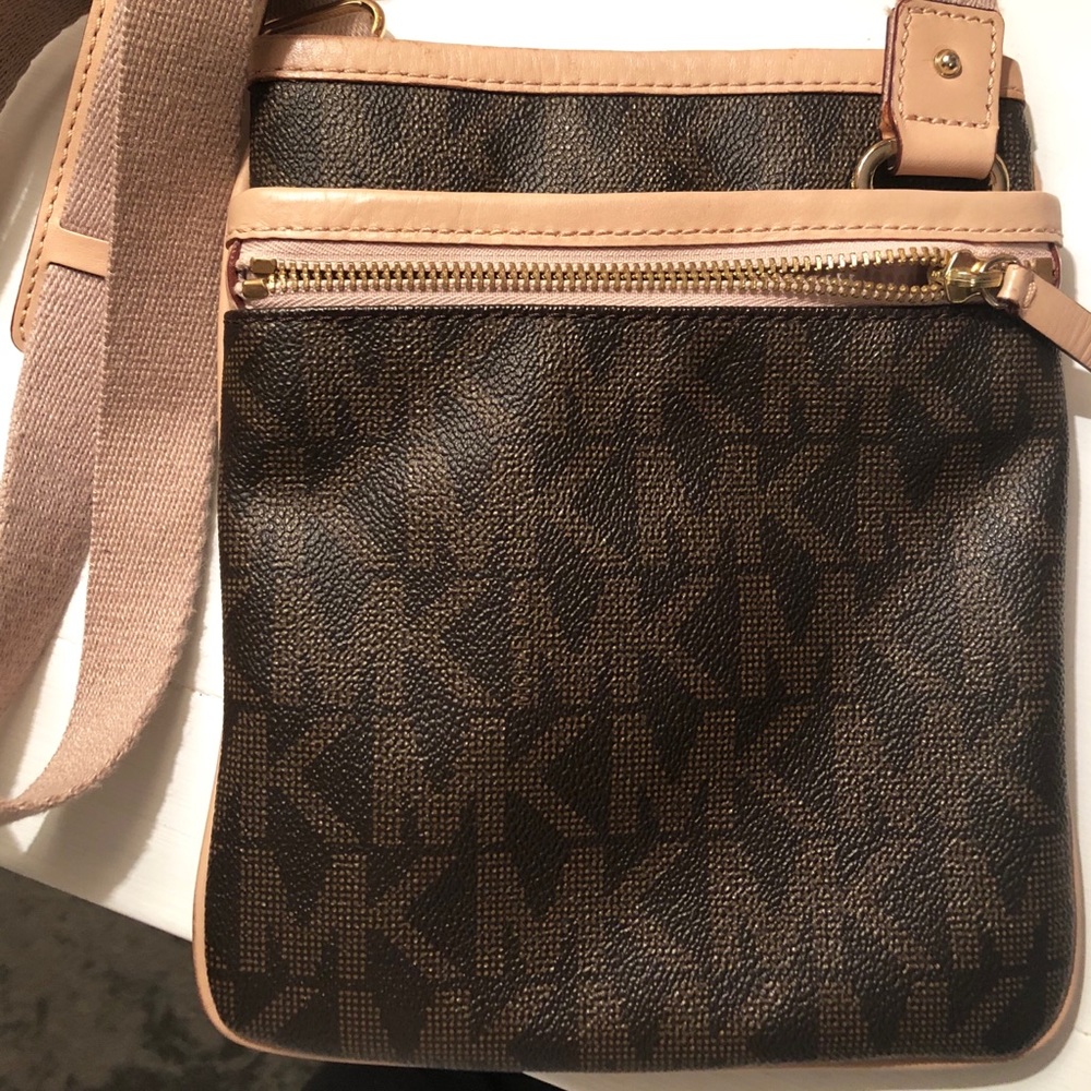 Michael Kors Crossbody Bag